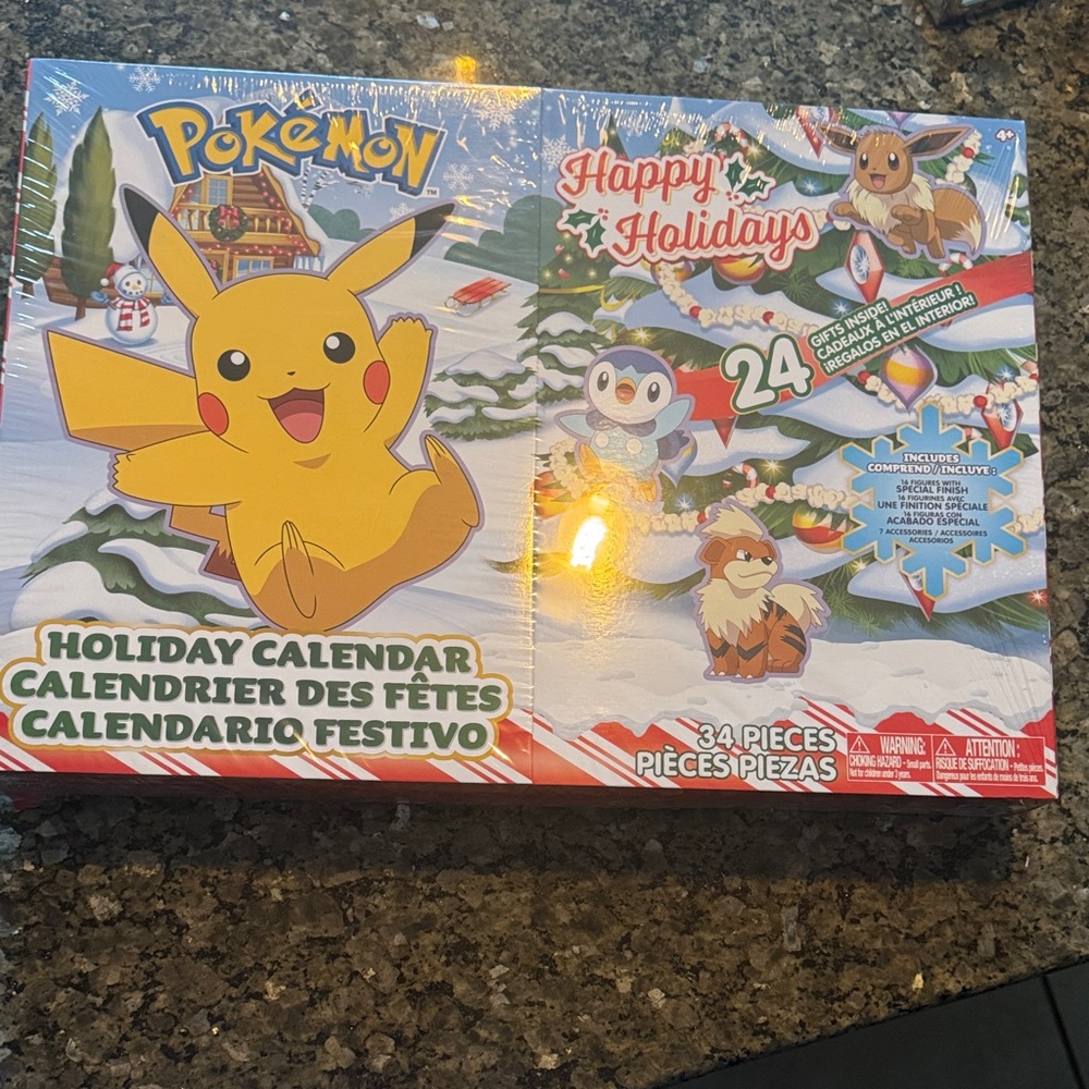 Pokemon Holiday Calendar with 16  2” figures